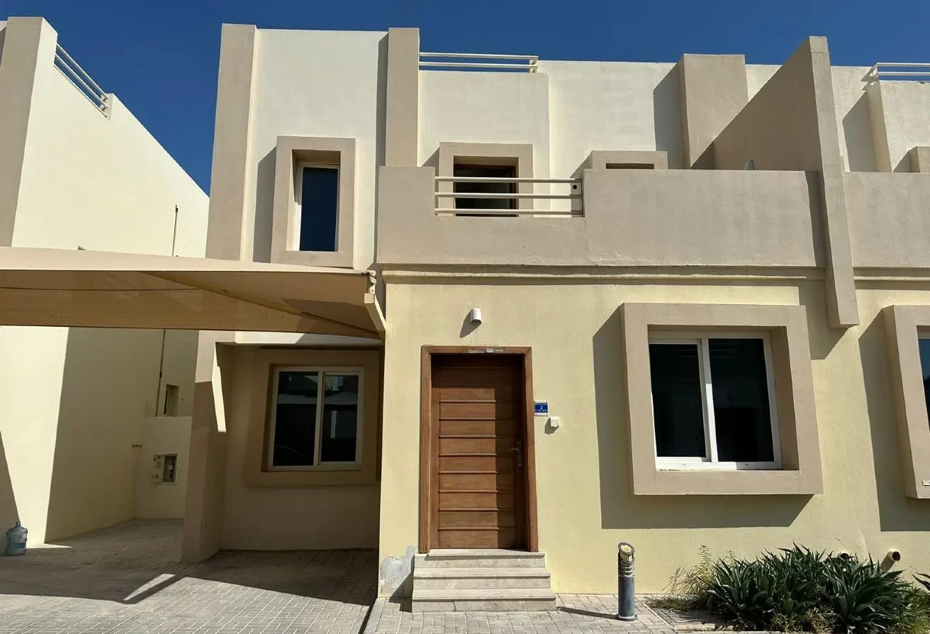 Lovely Calm Compound Modern Family Villa - Villa in Al Kharaitiyat