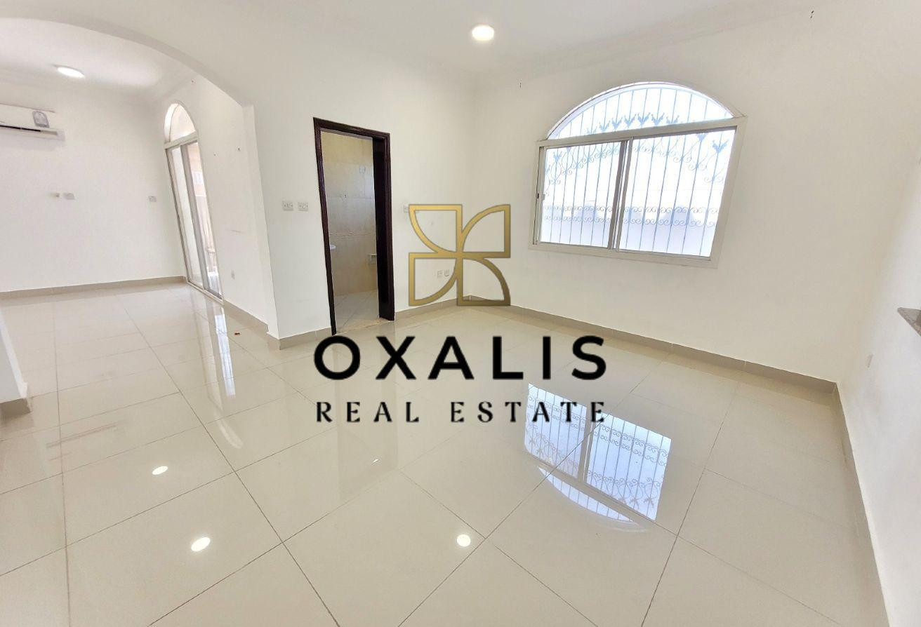 1 MONTH FREE | INTIMATE 4 BEDROOM WITH MAIDS VILLA - Villa in Al Gharrafa