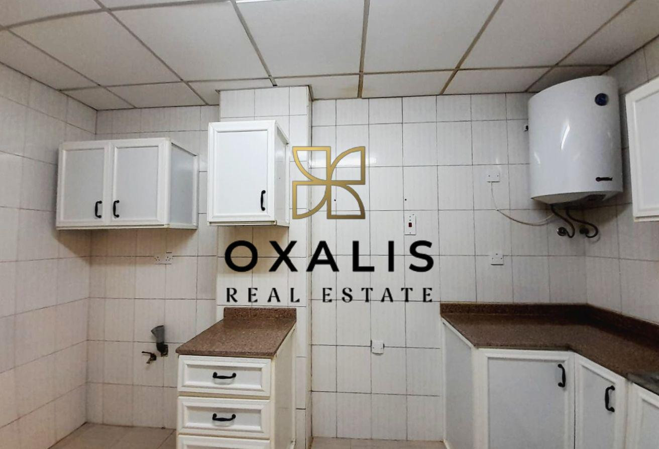 SPACIOUS 2 BEDROOMS UNFURNISHED | AVAILABLE NOW !! - Apartment in Najma 28