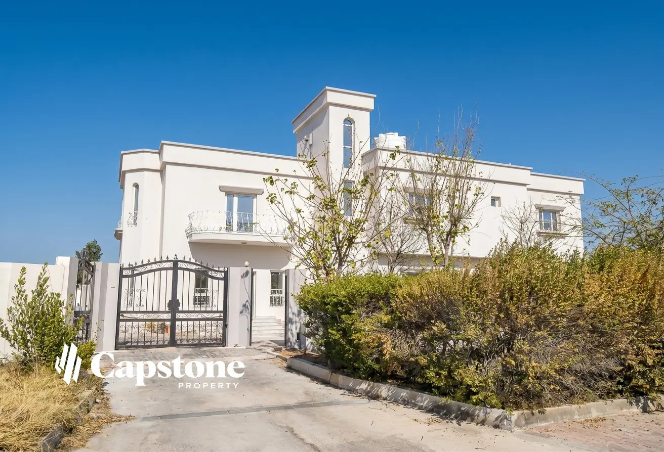 HIGH-END 5BR+M VILLAS NEAR ASPIRE PARK