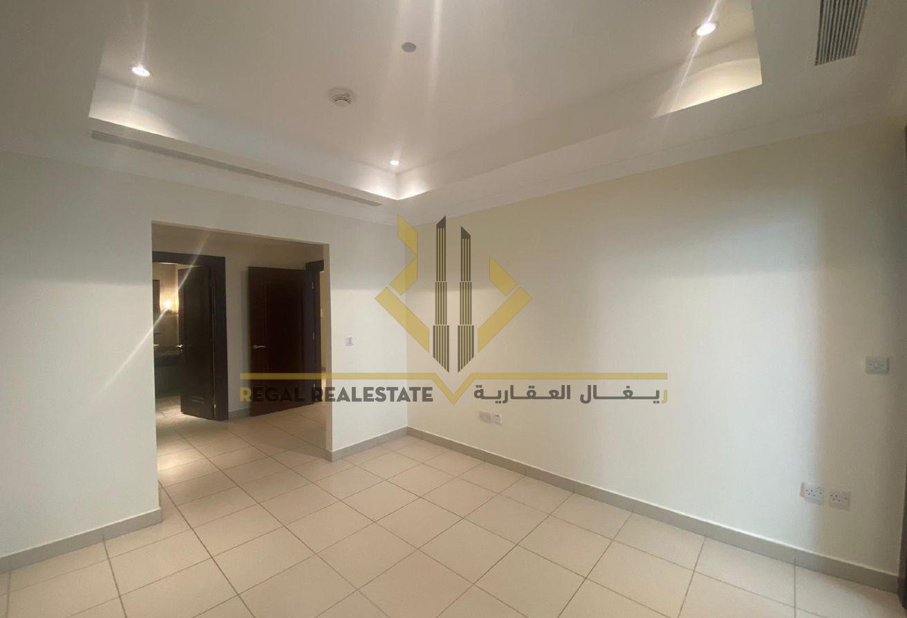 Semi-Furnished 1-Bedroom Apartment in Porto Arabia