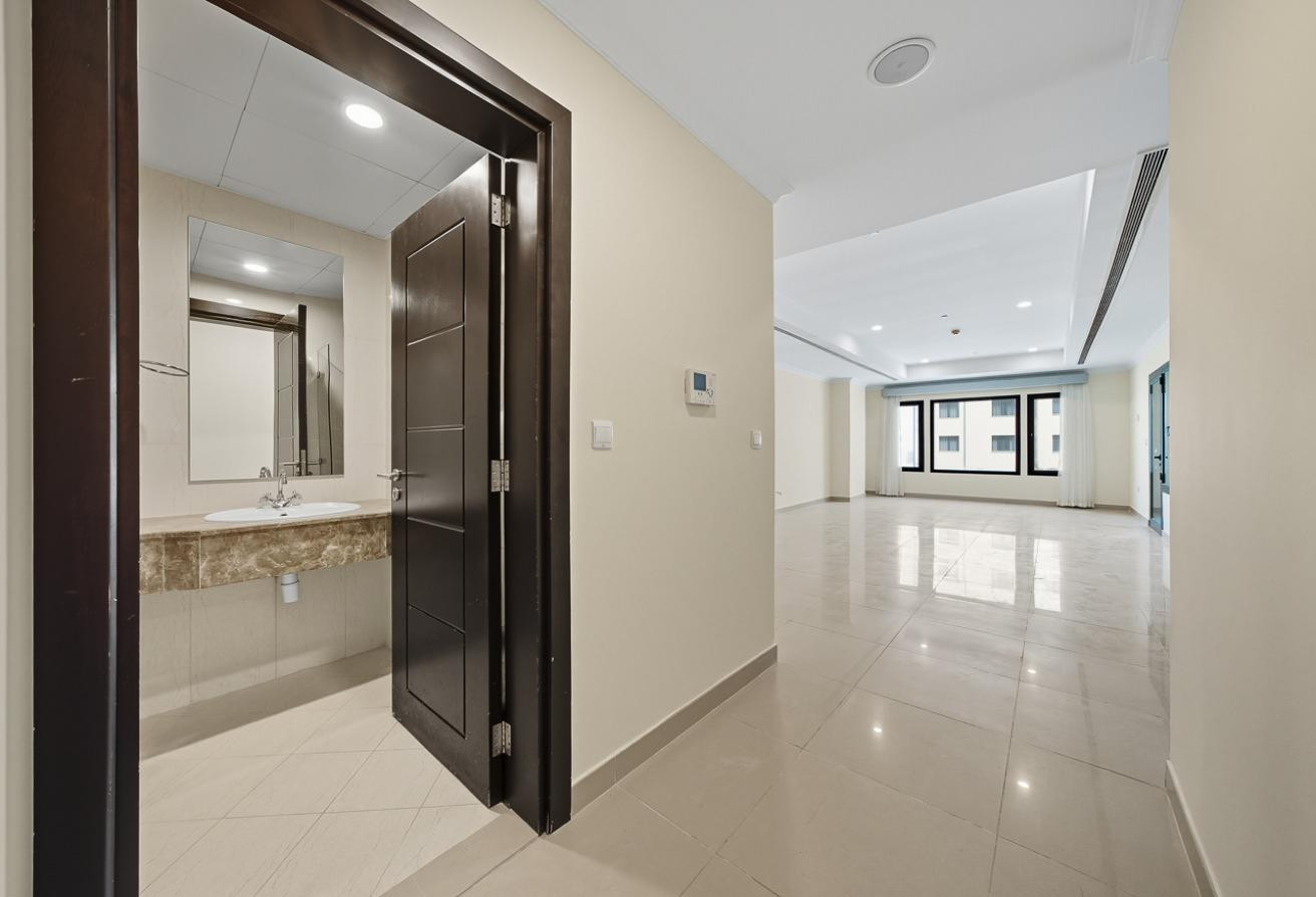 1BHK+Office &amp; Wide Balcony for Sale| Porto Arabia - Apartment in West Porto Drive