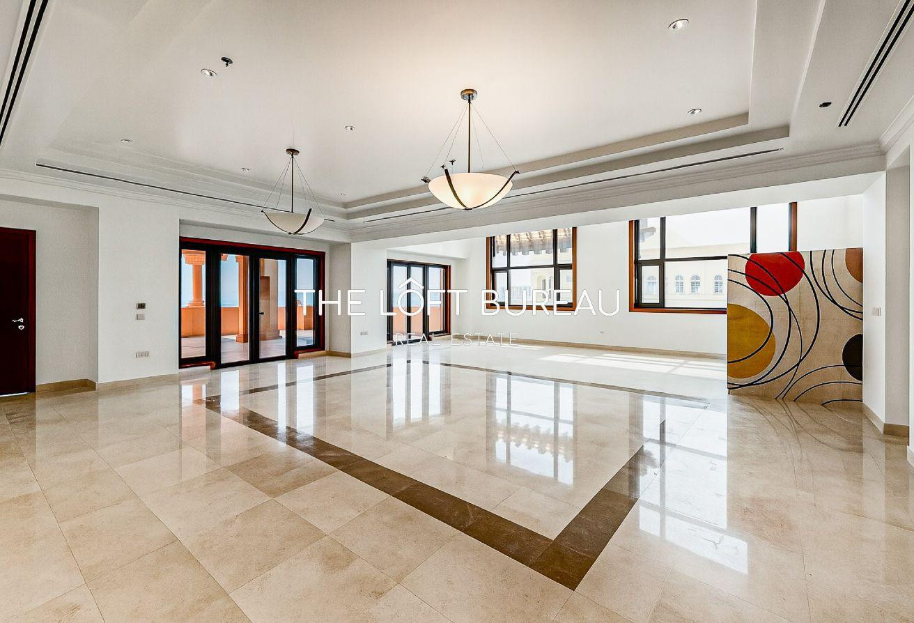 Exclusive Penthouse | 5 Bedrooms + Maid’s Room - Apartment in East Porto Drive