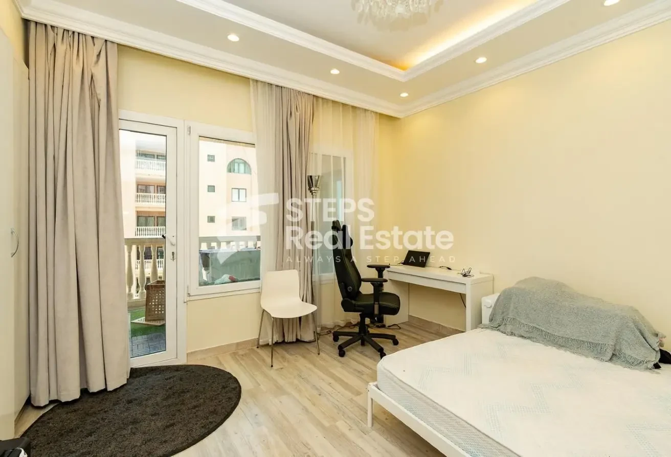 Side Sea View Apartment with Stunning Finishes - Apartment in West Porto Drive