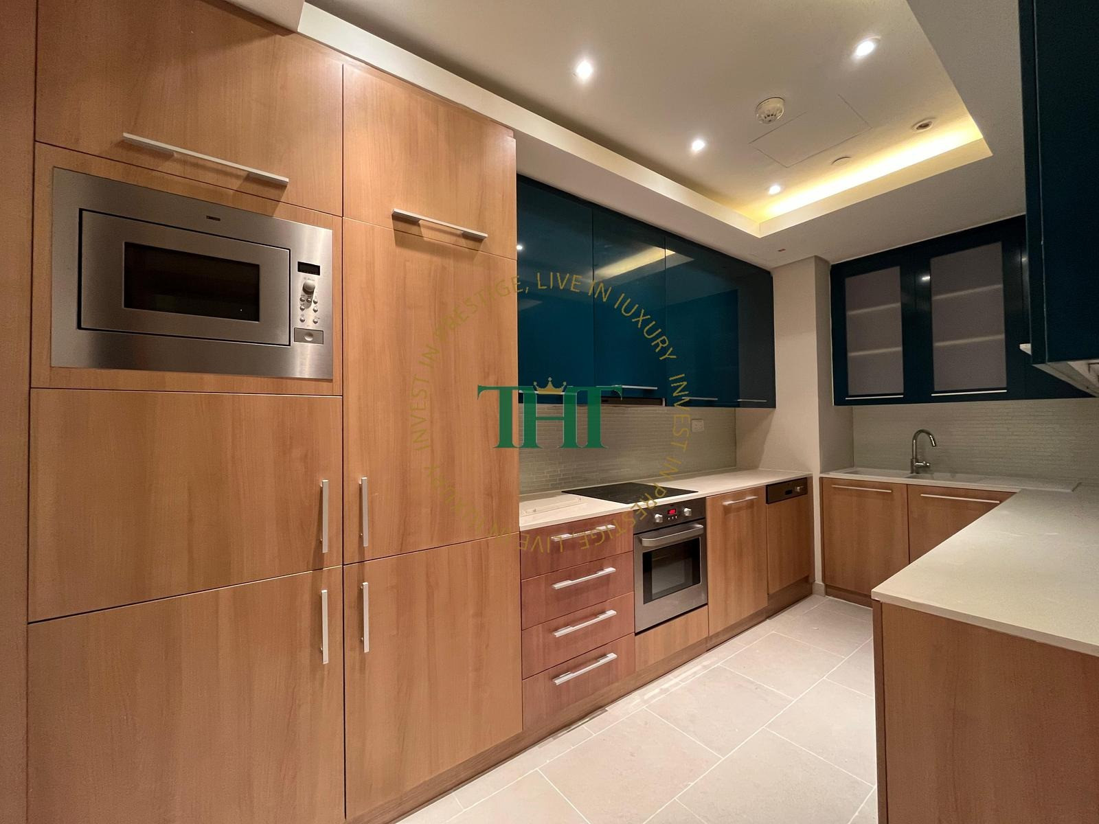 Luxurious | 1BHK | FF | With Balcony - Apartment in Viva Bahriya