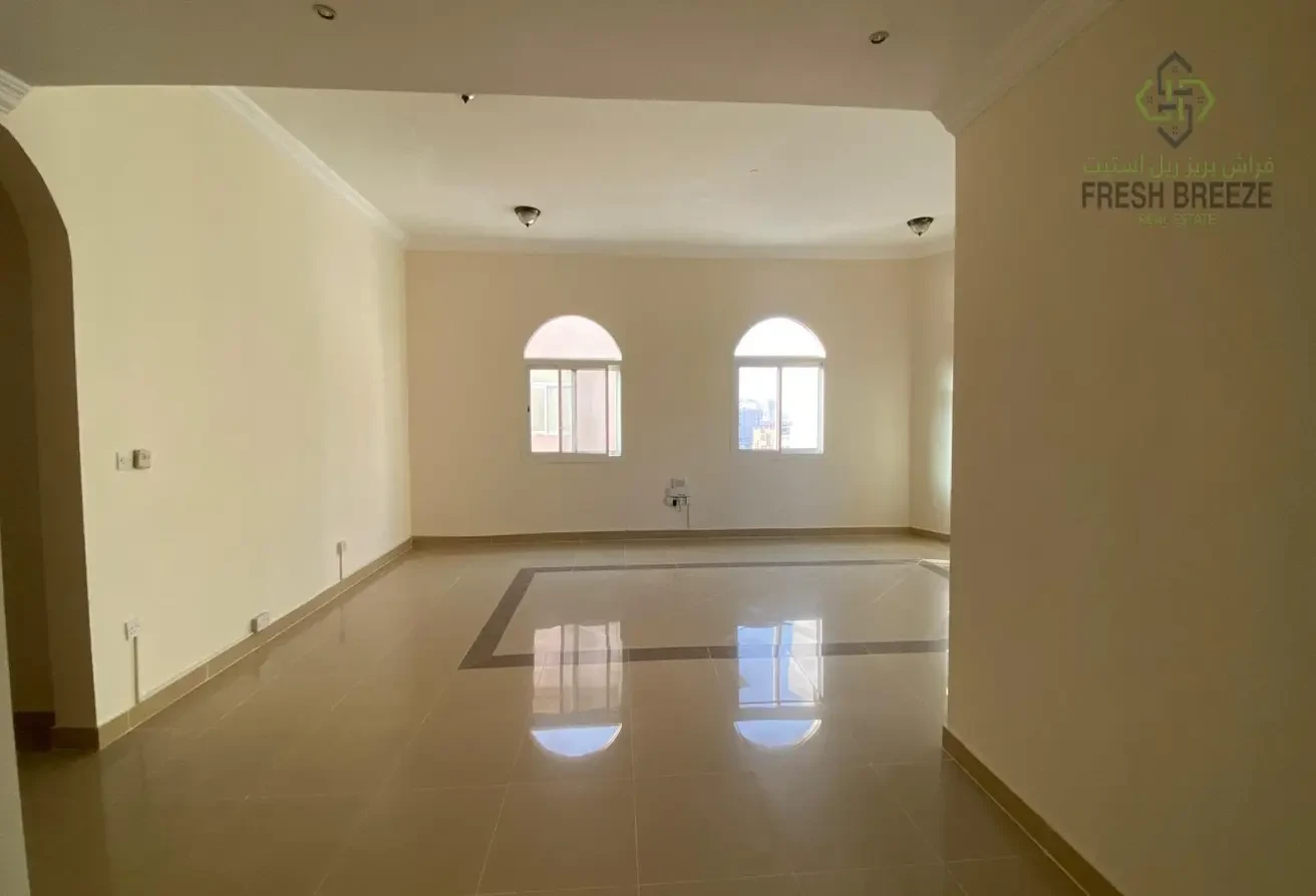 2BR Un-Furnished Apartment Located In Najma - Apartment in Najma Street