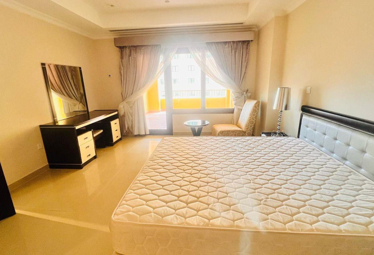 speciouse 1 bhk + office in peal porto araba - Apartment in Tower 11