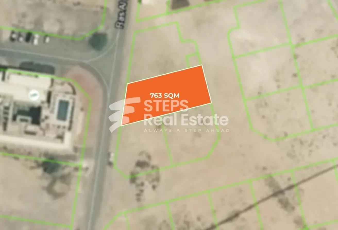 Buildable Land for Residential Use in Al Wakrah - Labor Camp in Al Wakair