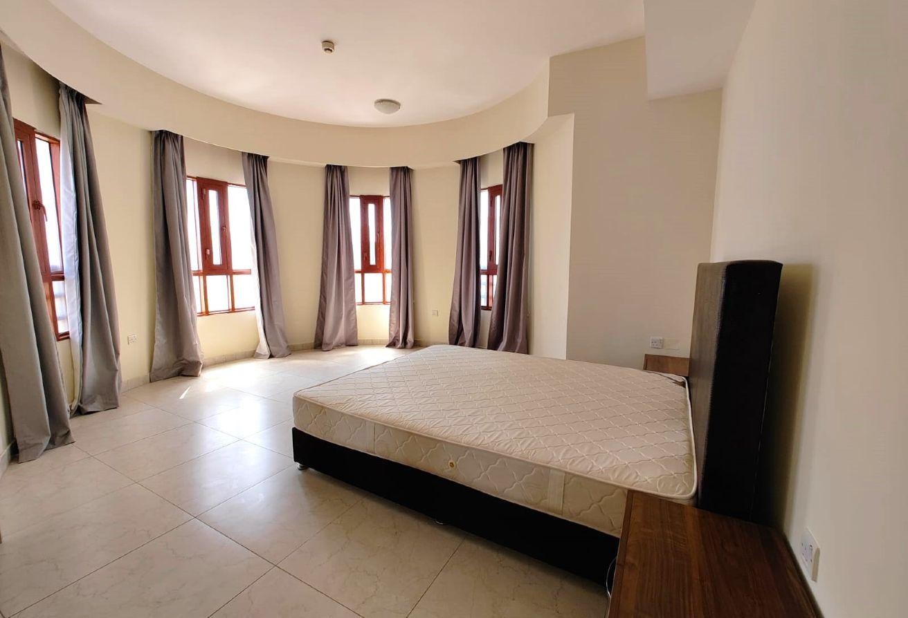 Spacious 3Bedrooms Hall In Muntazah For Family - Apartment in Muntazah 7