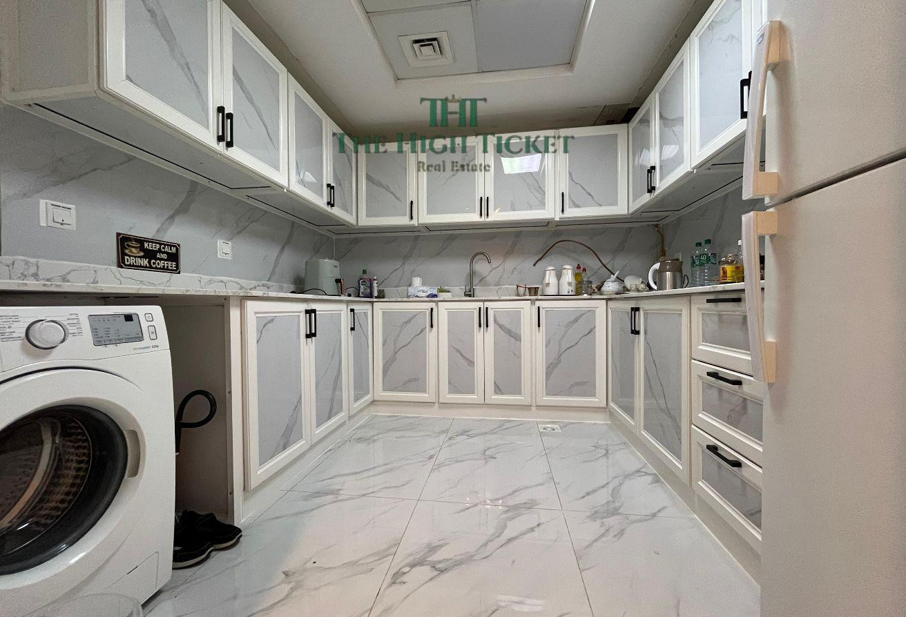 Luxurious | 1BHK | FF | Balcony