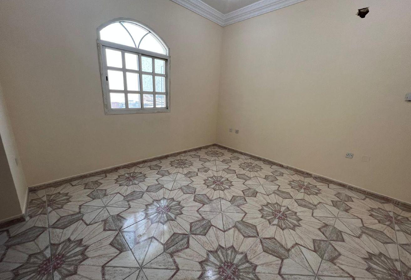 4 bedrooms villa_coumpound_izghawa - Apartment in Izghawa