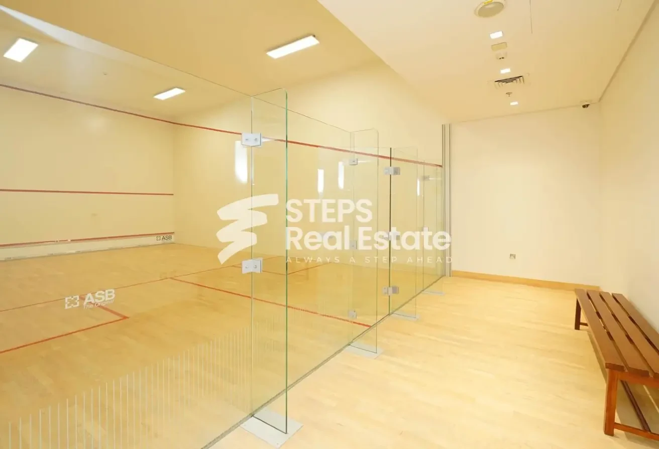 Luxury 5-Bedrooom Villa in Al Raayan - Compound Villa in Les Roses Compound 3