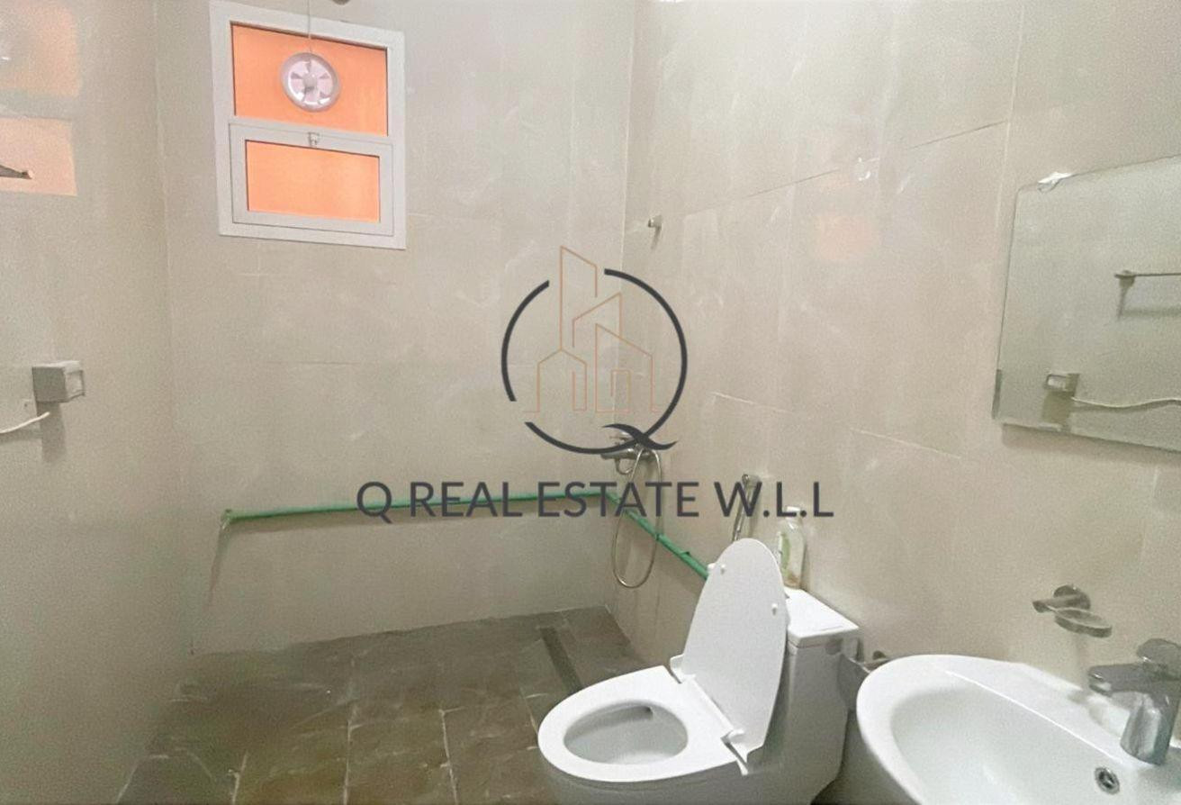Um Al Amad Three-Bedroom Apartments for Rent - Apartment in Umm Al Amad