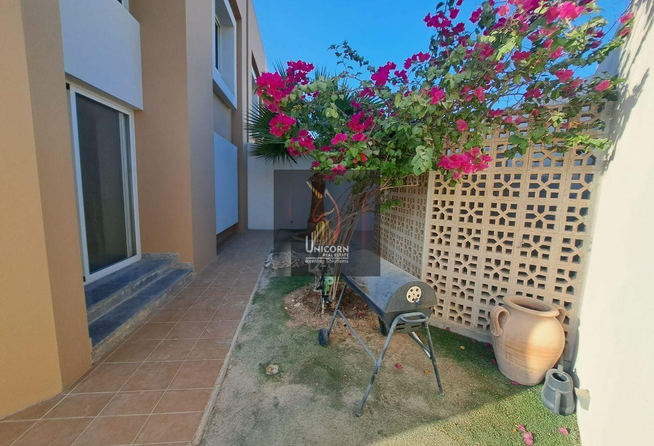 3- Bedroom | SF | Backyard-Balcony |With Amenities - Compound Villa in Al Thumama