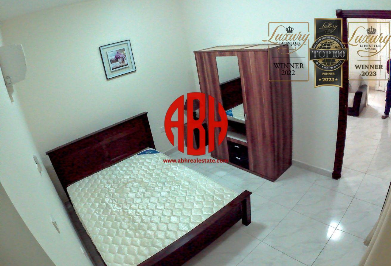 EXCLUSIVE OFFER | COZY 1 BDR UNIT | BILLS COVERED - Apartment in Wadi Al Shaheeniya Street