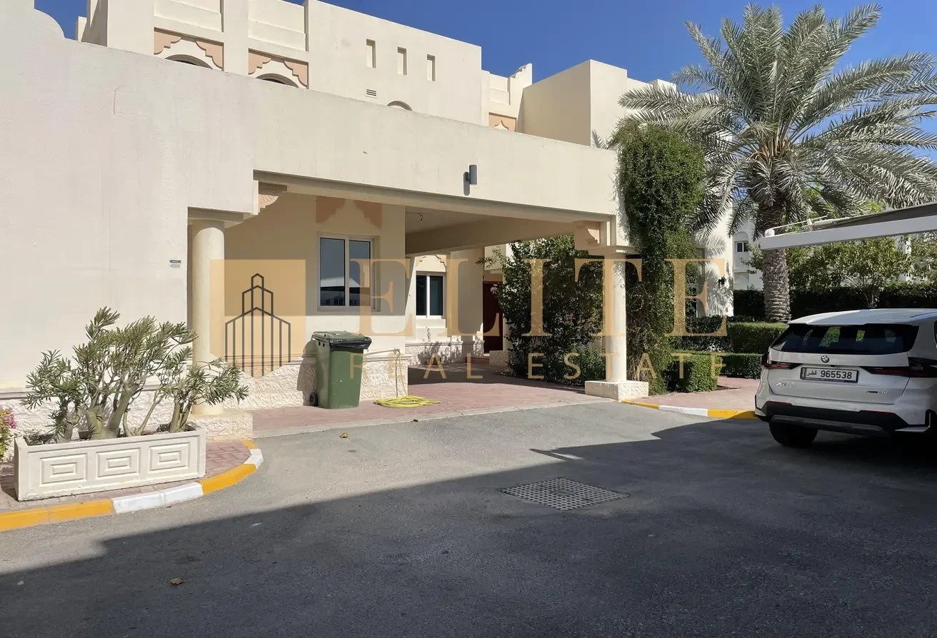 Luxurious Sea View 4 Master Bedrooms Villa - Villa in West Bay Lagoon