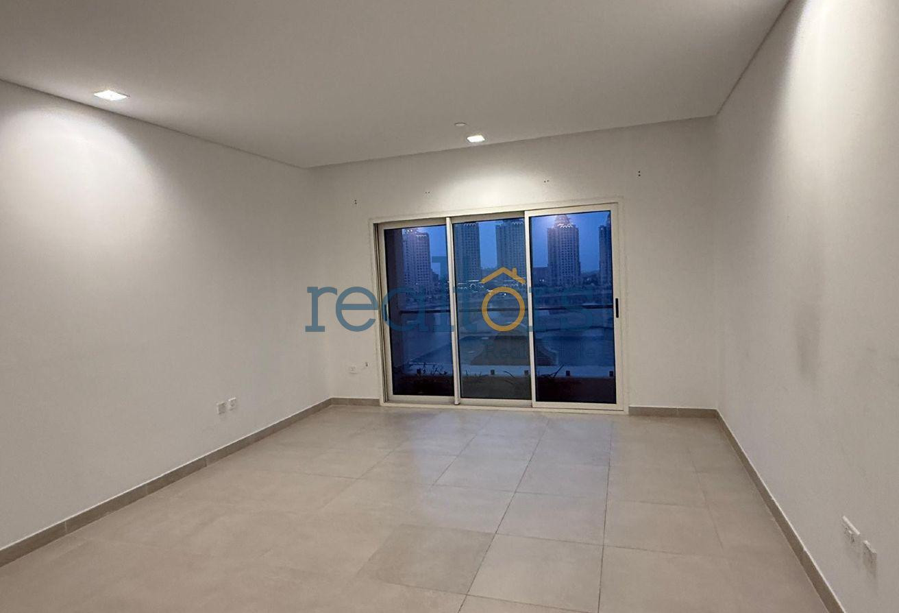 Luxury 1BR Sea View | Viva Bahriyah Semi Furnished - Apartment in Al Mutahidah Tower