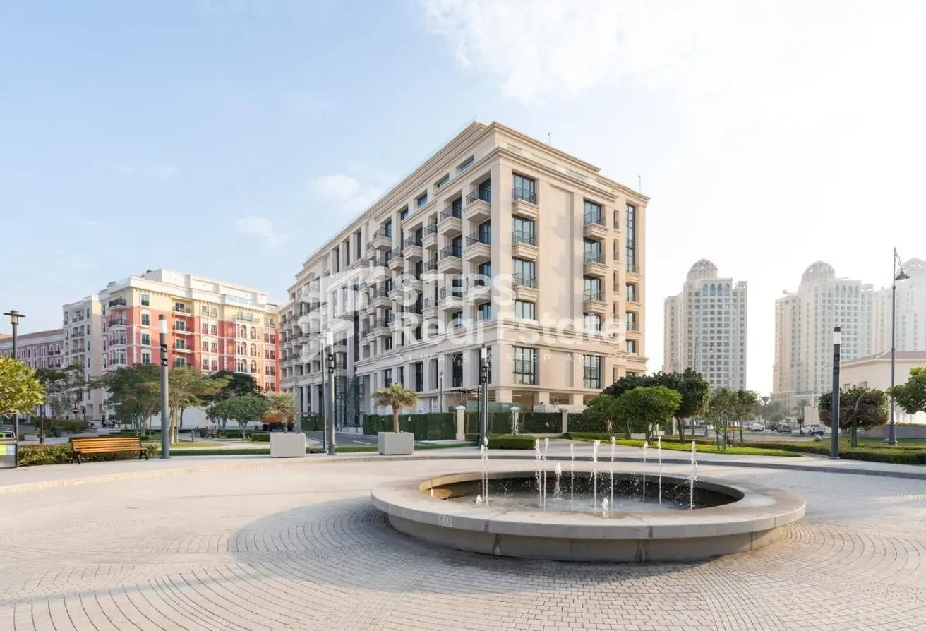 Elegant Flat with Garden and Maids Room - Apartment in Giardino Apartments