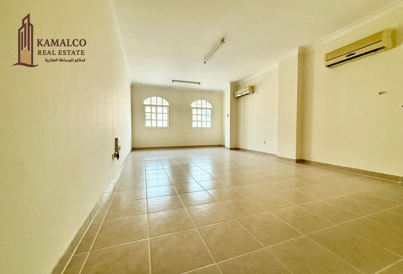 3 bedroom unfurnished apartment in bin Mahmoud