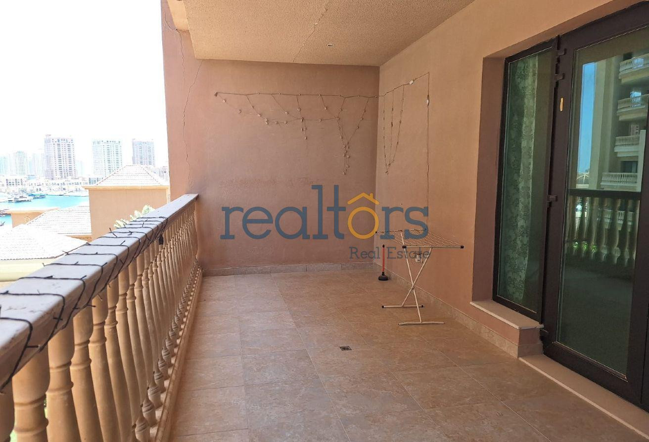 Great deal for a spacious 2 bedroom apartment - Apartment in East Porto Drive
