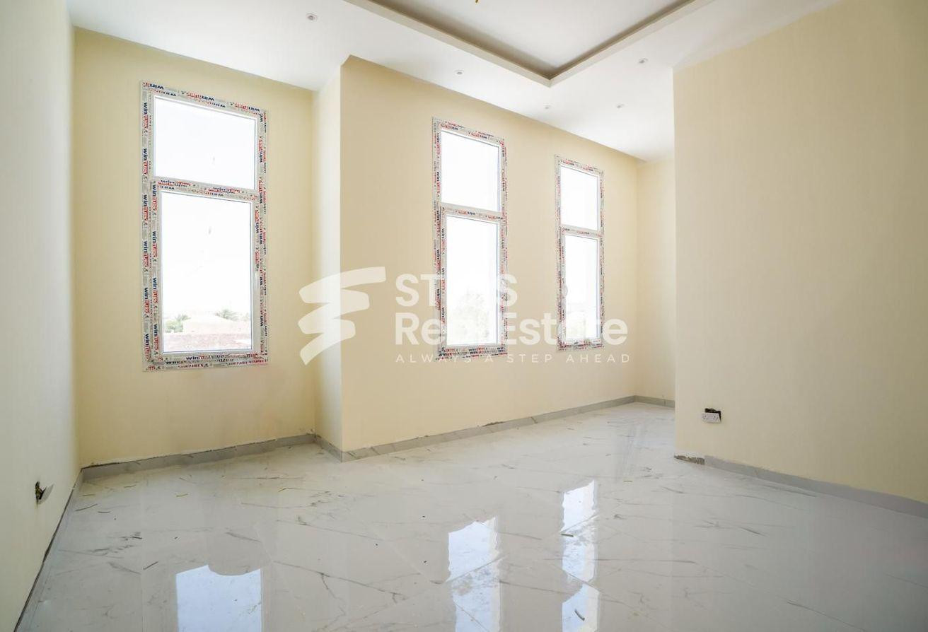 Brand New Villa with Brick Front - Villa in Umm Abirieh