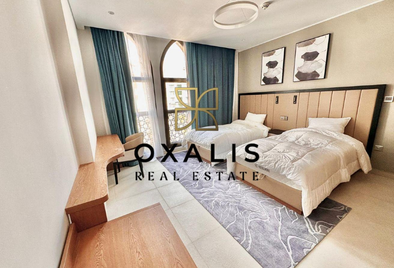 BIG BALCONY | AMAZING 2 BHK FURNISHED | SEA VIEW