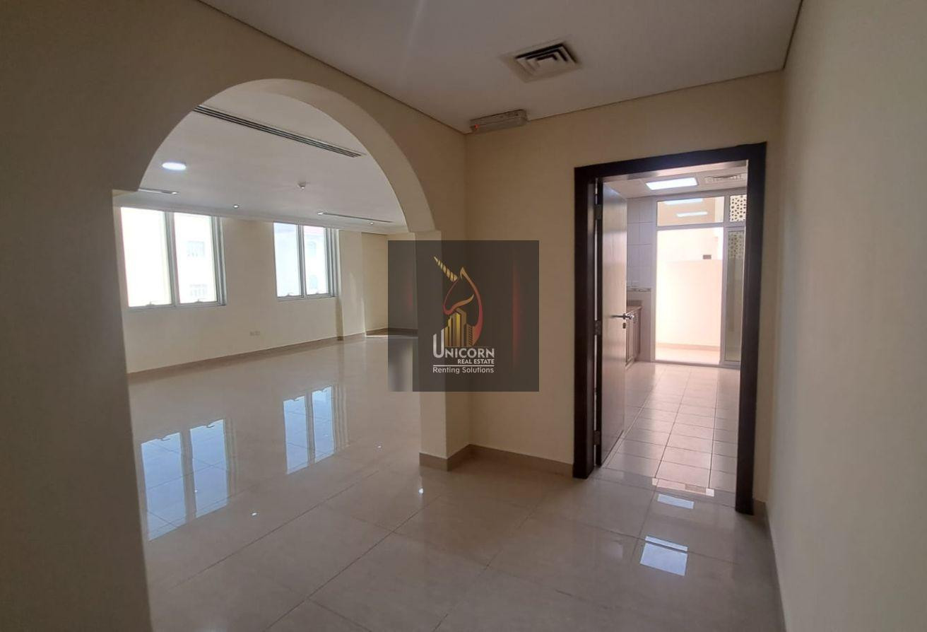 Spacious 4-Bedroom | Semi-Furnished | Balcony - Apartment in Old Airport Road