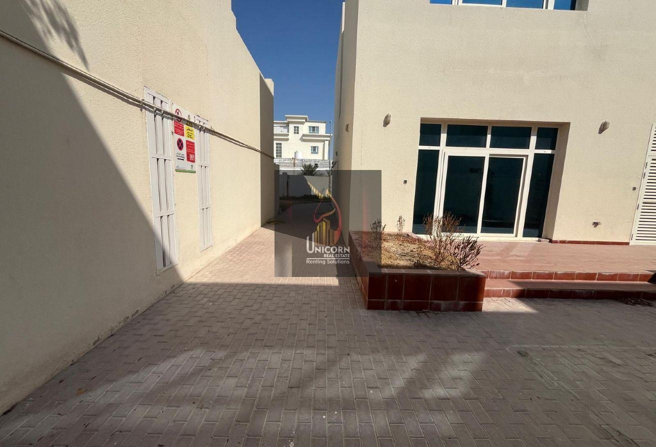 Stunning 3-bedroom villa/Maid&#39;s room/front/backyar - Compound Villa in Ain Khaled