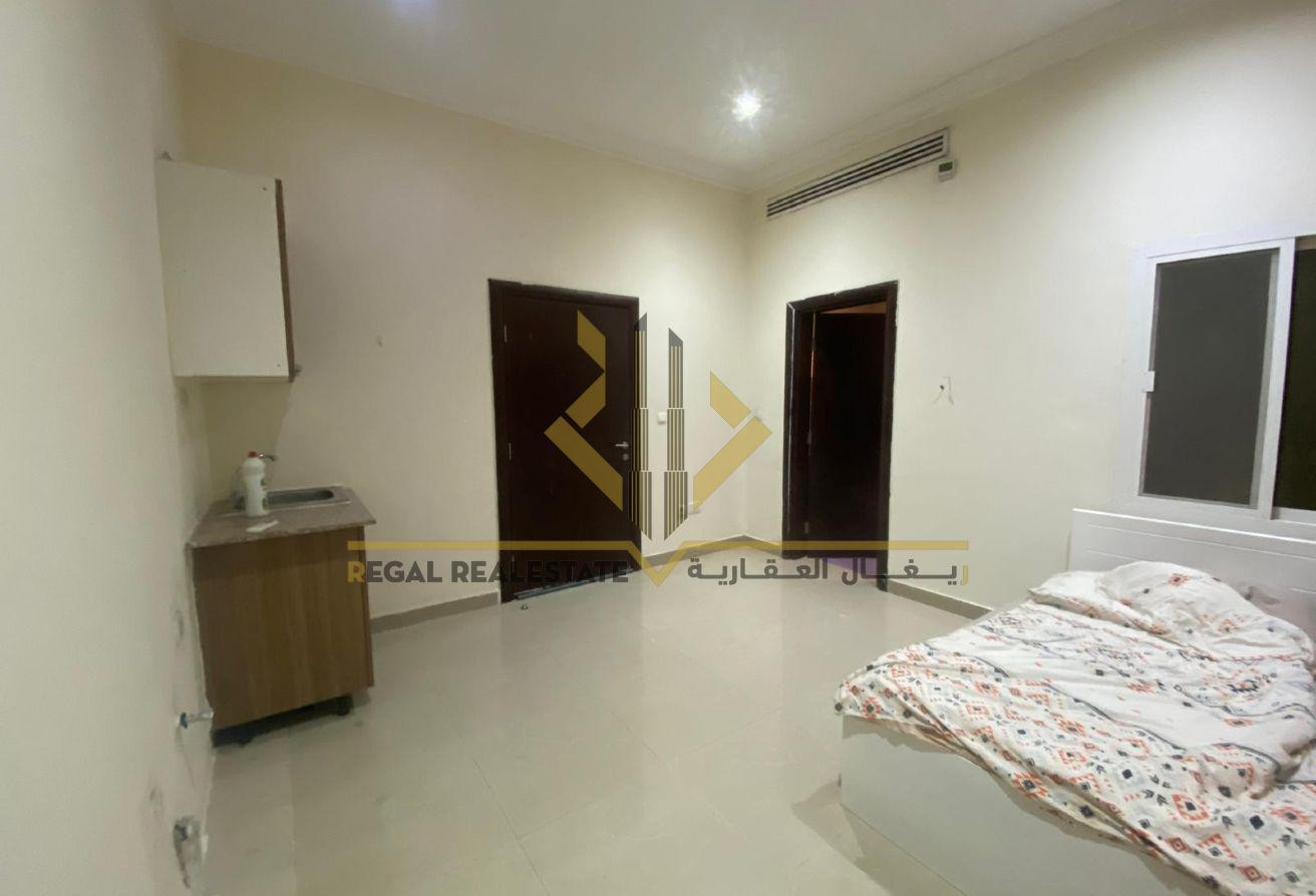 Studio For rent in Al dafnnah INC Bills for 1800 - Apartment in Al Dafna