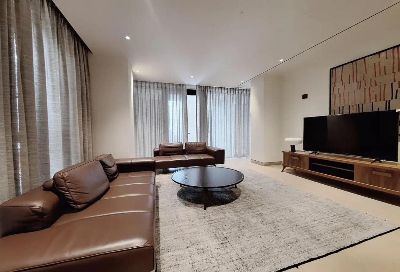 BRAND NEW | BILLS INCLUDED | NO COMMISSION