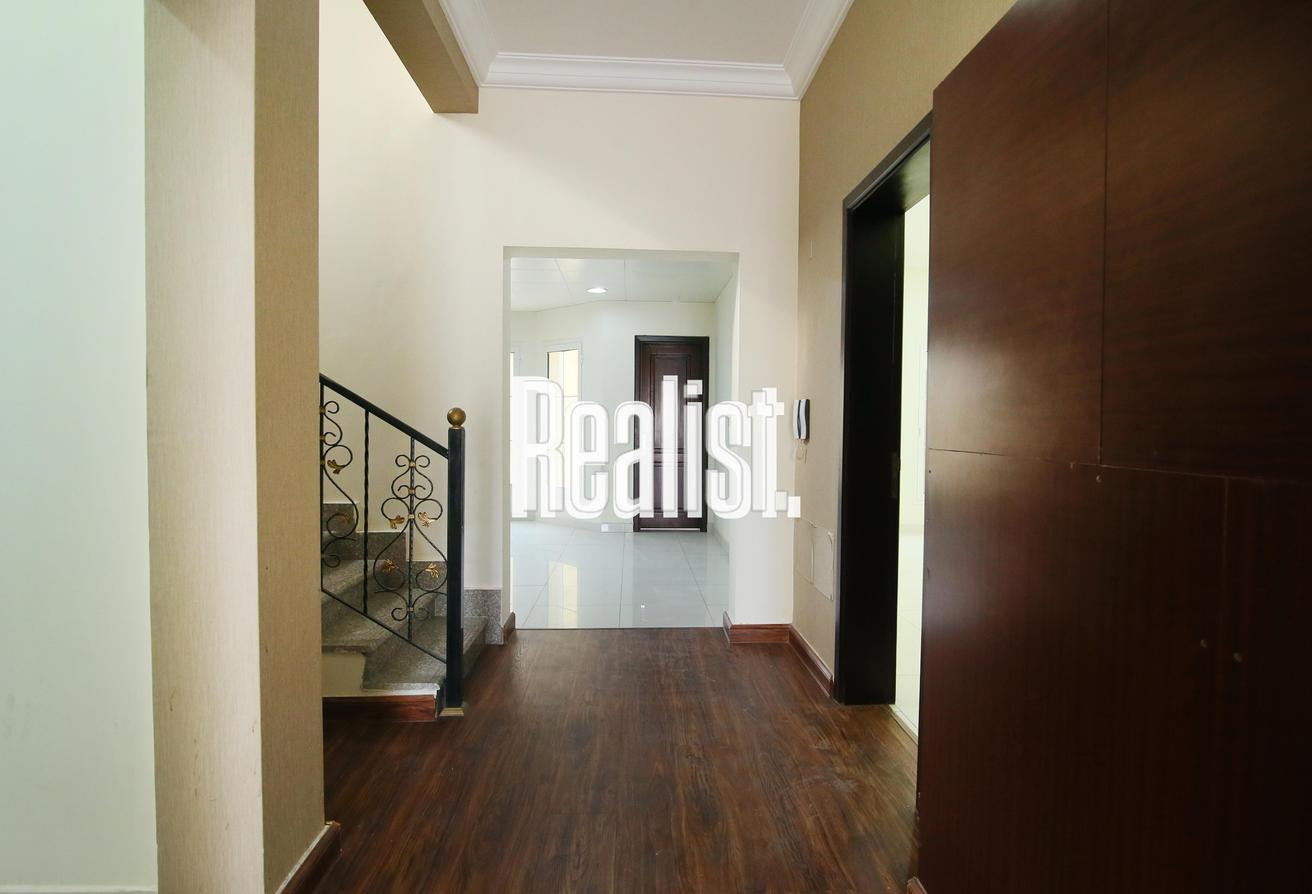For Rent in Al Duhail Area, 4BHK Stand Alone Villa - Villa in Street 870