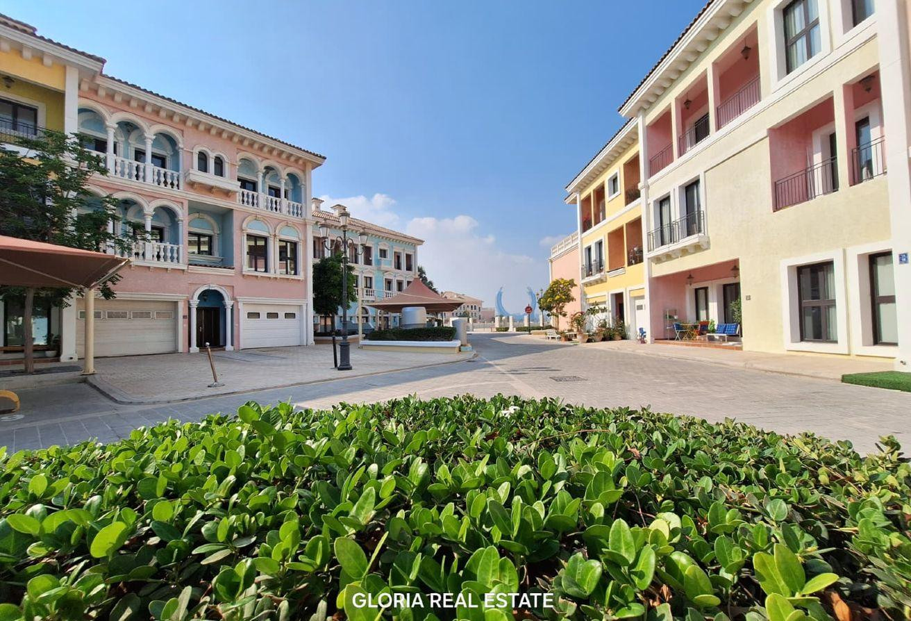 Upgraded 2BHK+Maid Triplex w/Huge Terrace+Sea View - Townhouse in Carnaval