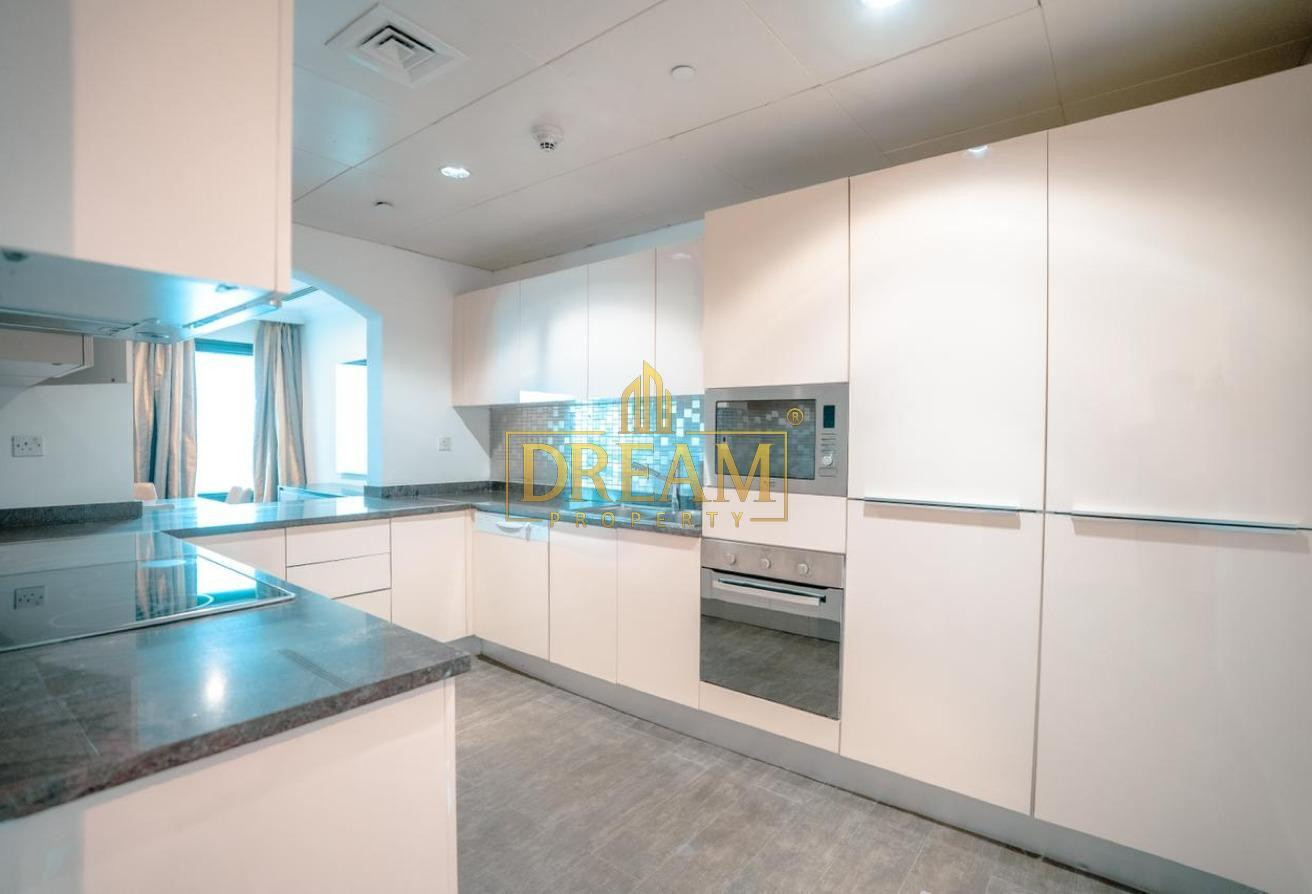 Stunning 2 BHK with Sea View | Fully Furnished - Apartment in Porto Arabia