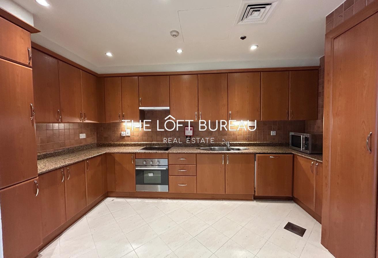 Modern 2BHK Semi-Furnished Apartment in The Pearl - Apartment in Tower 11