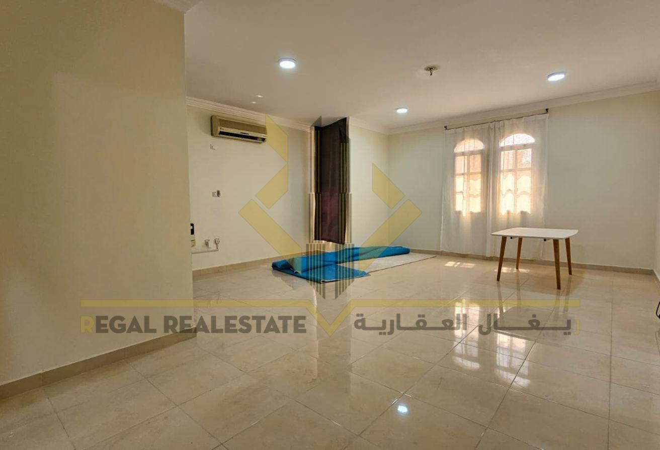 2-Bedroom Apartment in Al Nasser with City Views - Apartment in Al Nasr