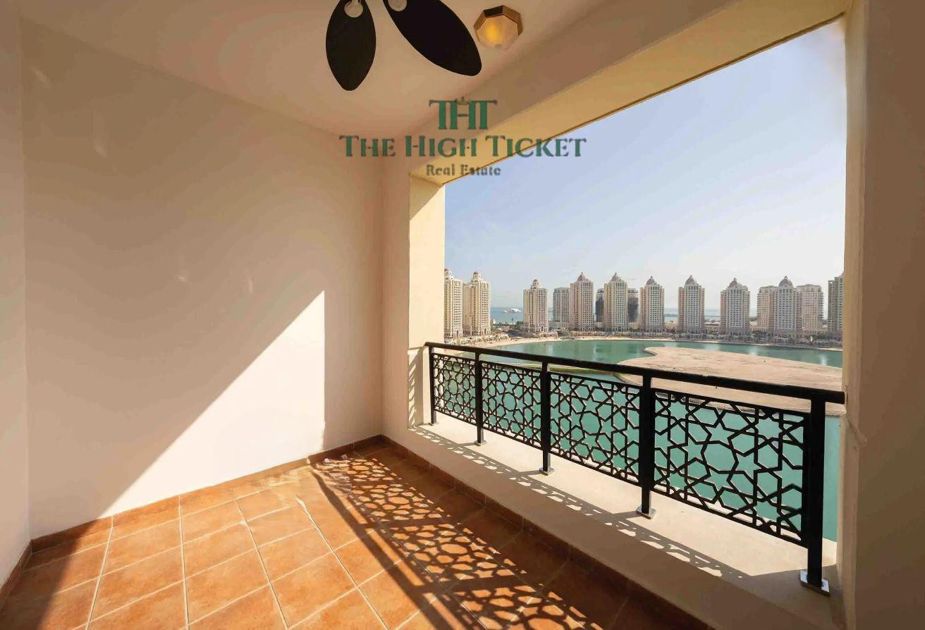 Stunning | 1BHK | With Office | SF | Including - Apartment in Viva West