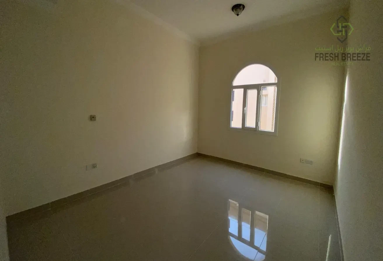 2BR Un-Furnished Apartment Located In Najma - Apartment in Najma Street