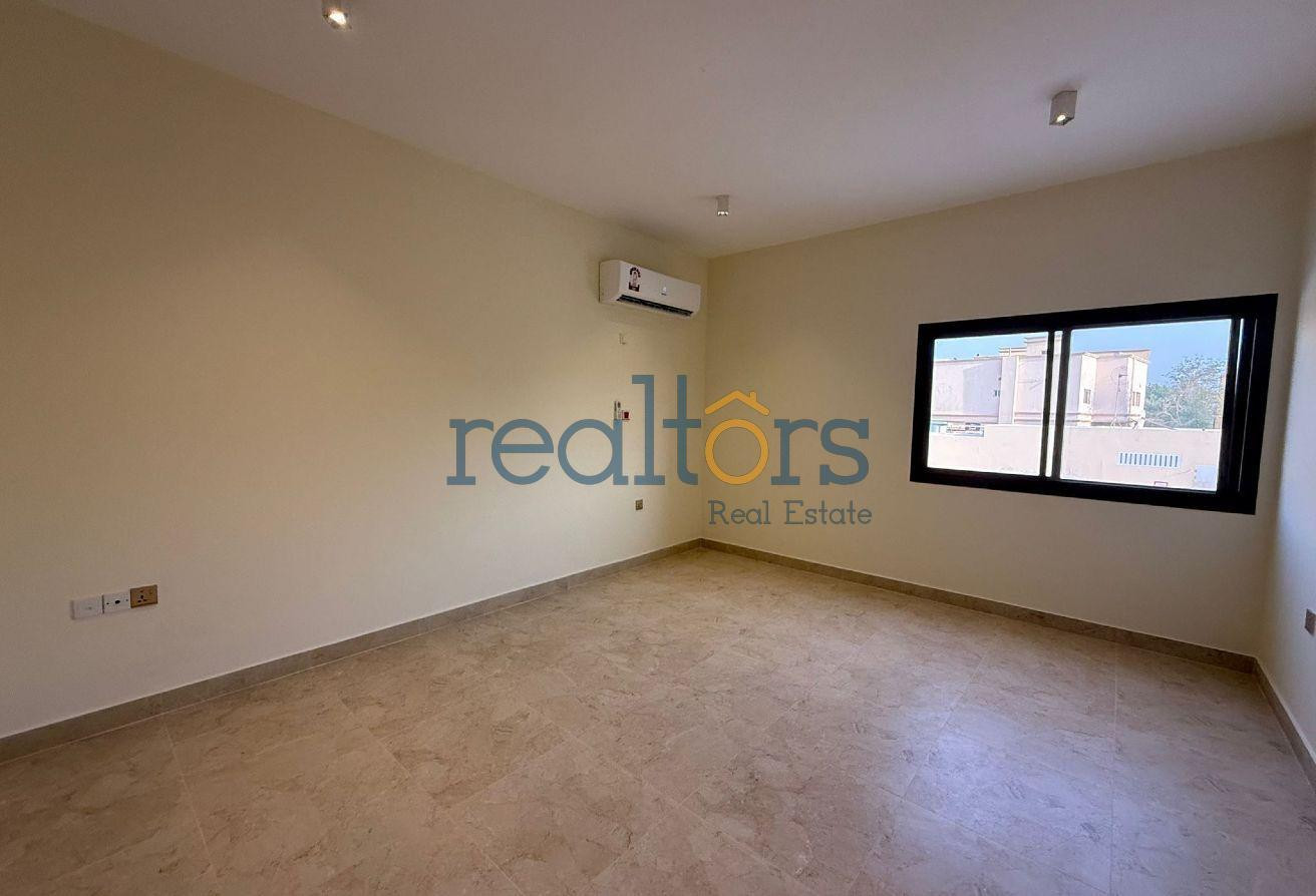 elegant 5-bedrooms plus maid villa in al Waab