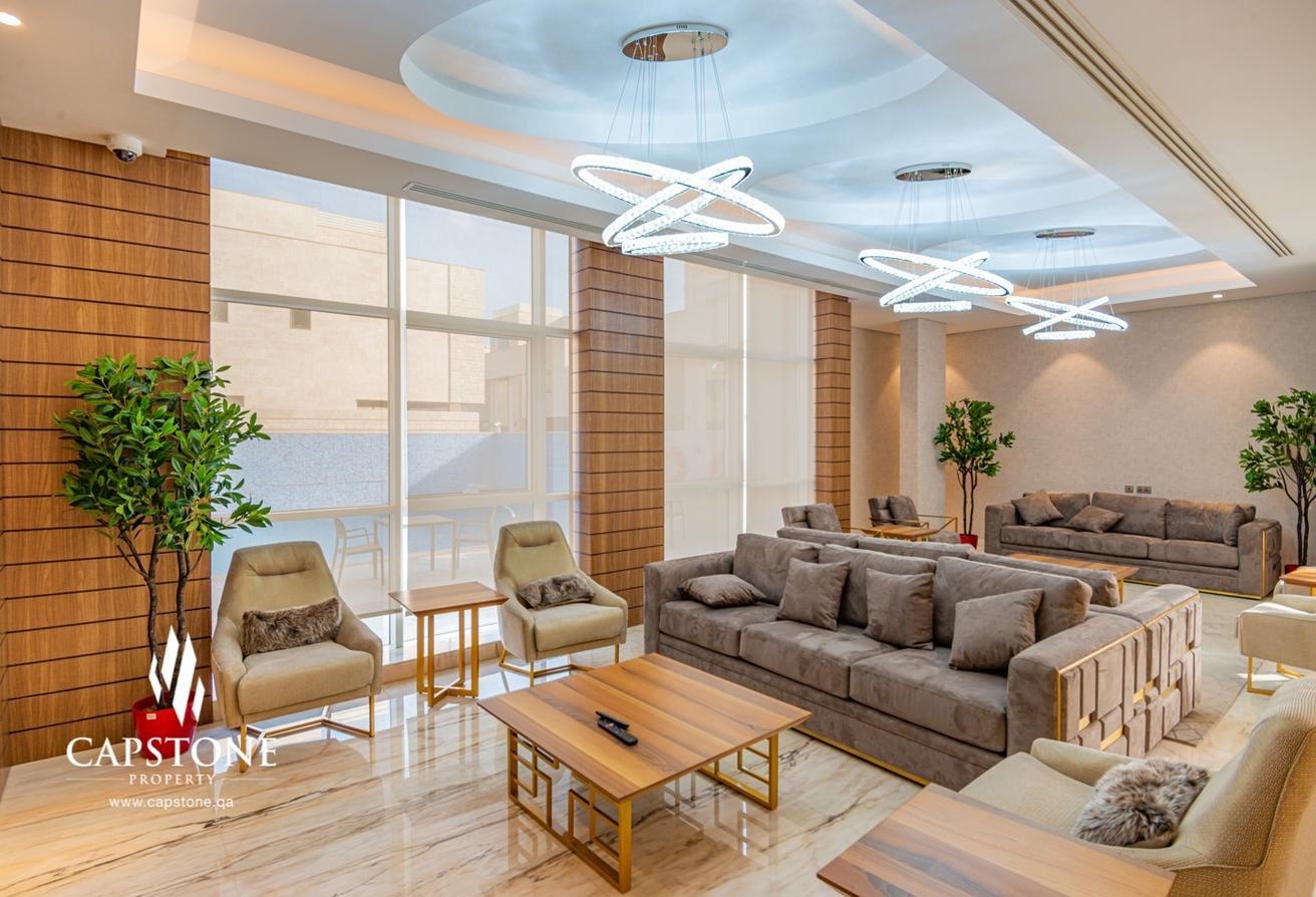 LUXURY VILLA | 4BR+M IN PRIME LOCATION - Villa in Al Maamoura