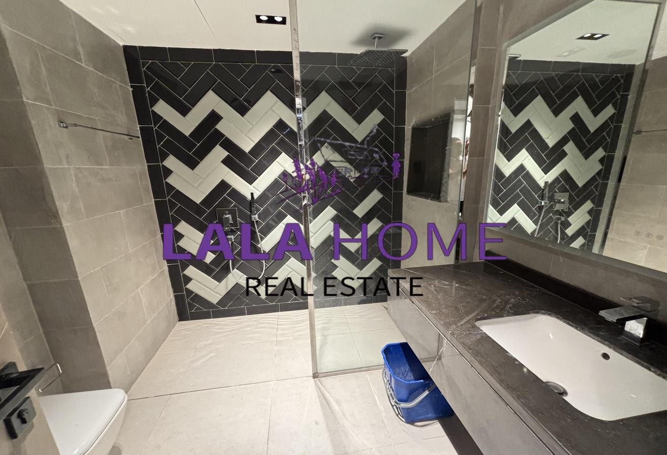 Fresh 2br | FF| bills inc. | Balcony