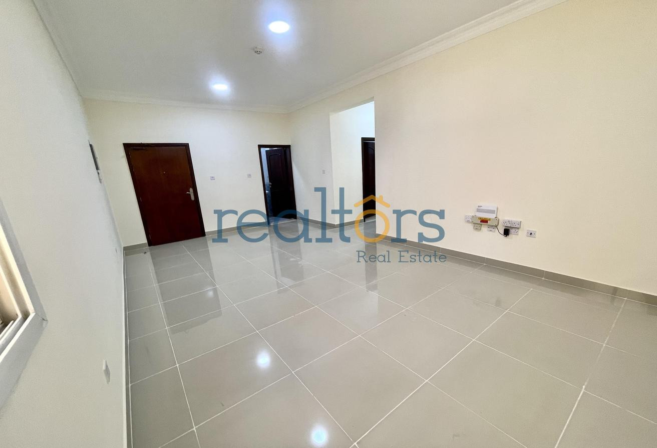 Great Deal Unfurnished 2BR Apt Madinat Khalifa - Apartment in Omar Bin Abdul Aziz Street