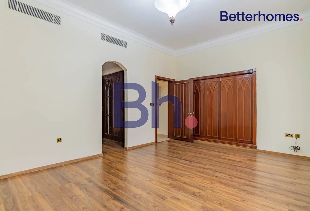 SPACIOUS | PRIVATE POOL | BEACH ACCESS | SF - Compound Villa in West Bay Lagoon