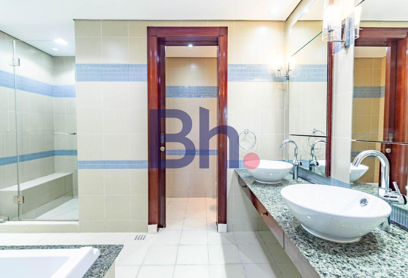 MODERN | 2 BEDROOMS TOWNHOUSE | MARINA VIEW