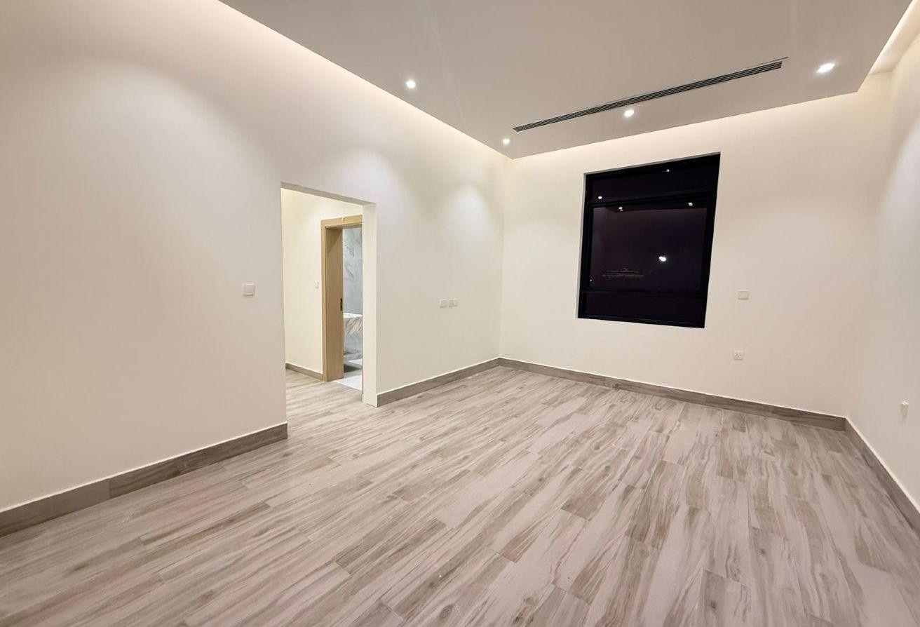 LUXURY LARGE VILLA WITH SEA & BOULEVARD VIEWS - Villa in Qetaifan Islands