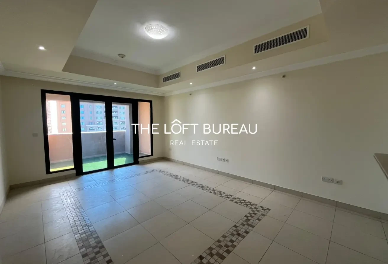 1 MONTH FREE || BALCONY || SF || WEST PORTO ARABIA - Apartment in West Porto Drive