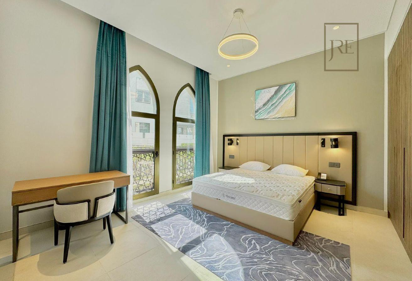 Premium Brand New Furnish Studio+1 Month-The Pearl - Studio Apartment in La Plage South