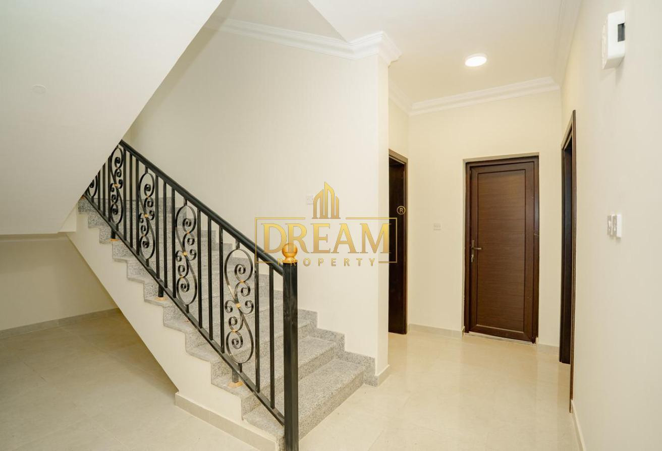 Brand New Elegant 6 Bedroom Villa in Al Kheesa - Villa in Al Keesa Gate