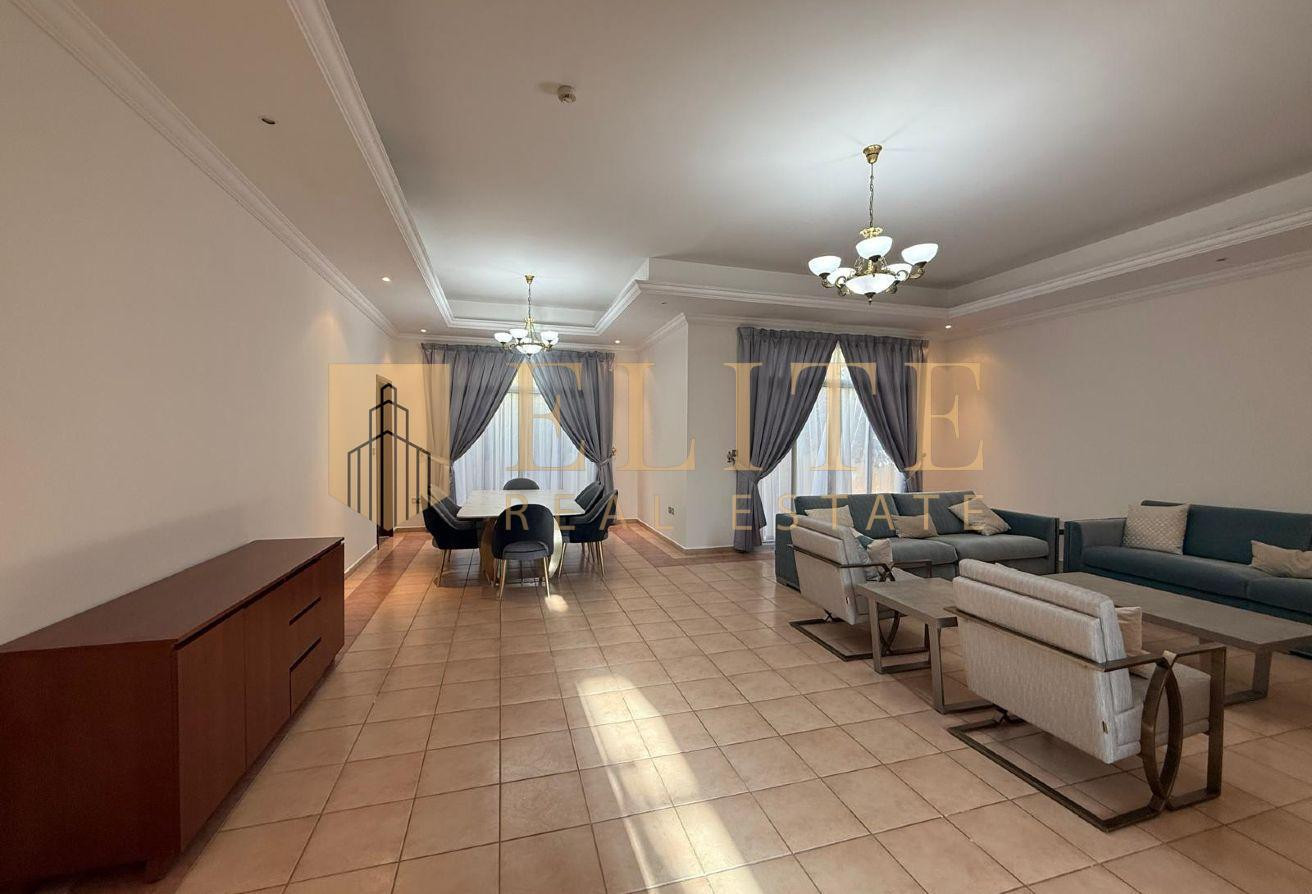 Spacious Villa for Rent Furnished or unfurnished - Compound Villa in Al Hilal West