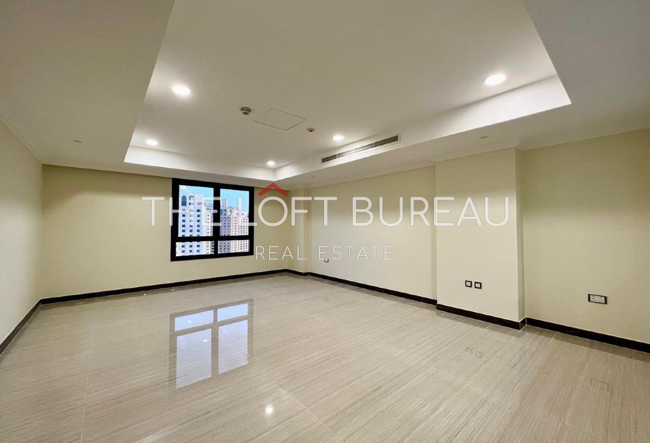 Stylish 1-Bed | Bills Included | Porto Arabia - Apartment in West Porto Drive