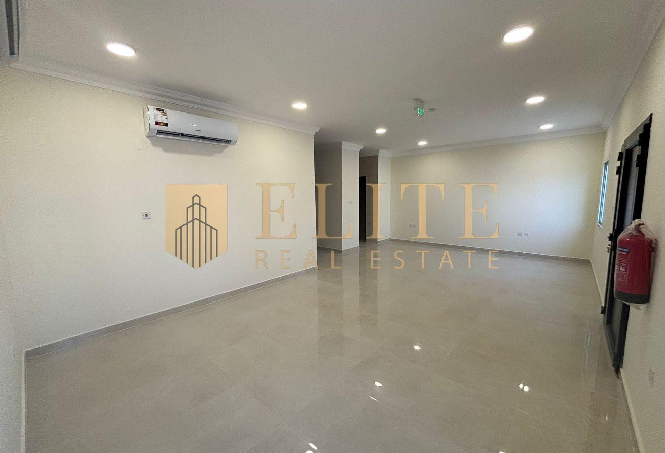 Brand New 6BR Family Villa in Kheesa no commission